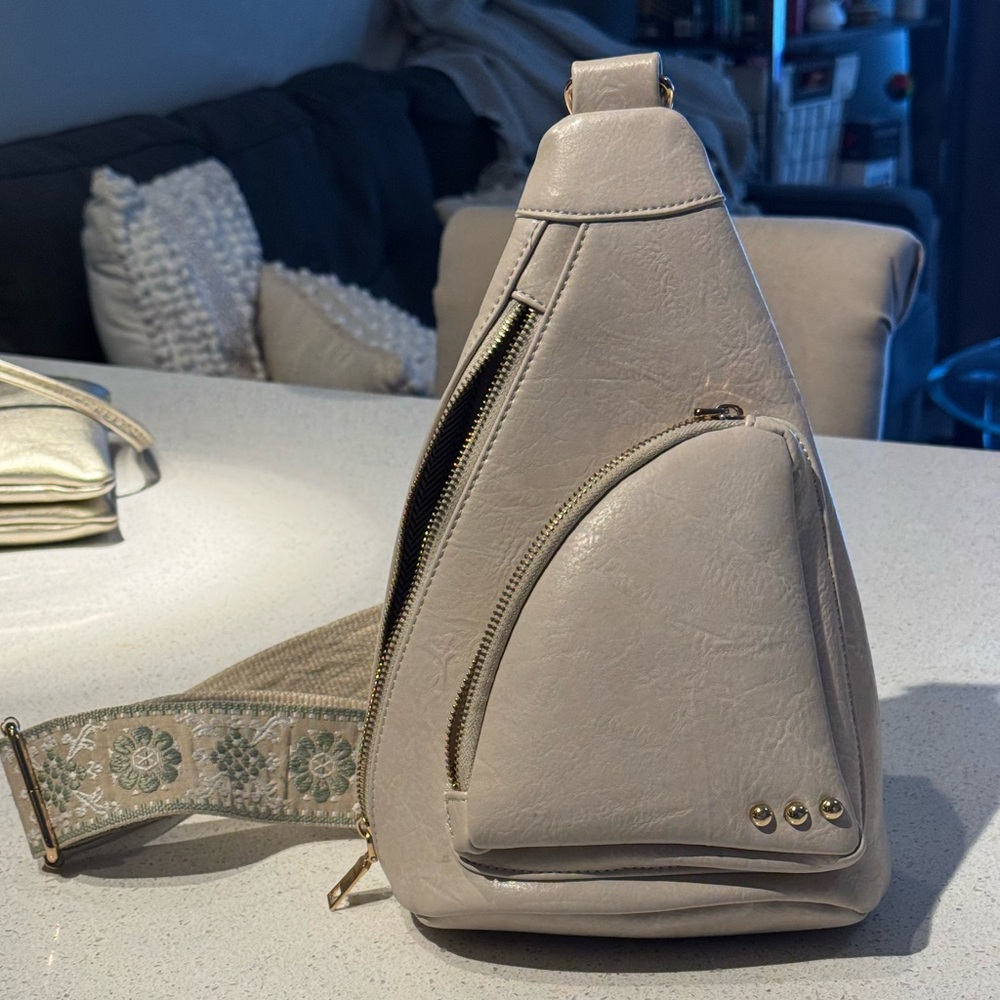 Elegant Cream Sling Bag